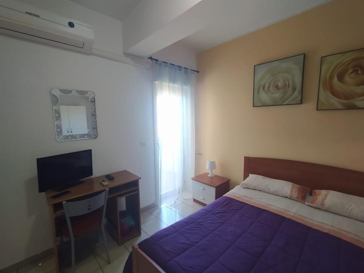 Bed And Breakfast Oasi Реджо-ди-Калабрия Экстерьер фото
